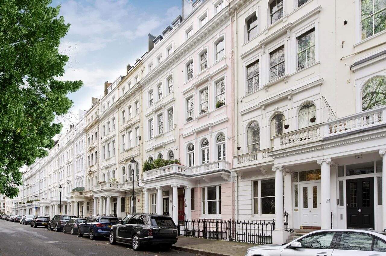 Cornwall Garden Street View